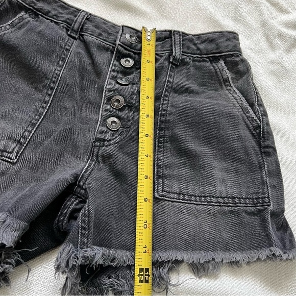 Free People Denim Shorts Size 26 - Picture 4 of 7